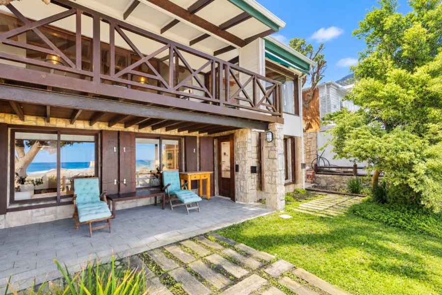 3 Bedroom Property for Sale in Camps Bay Western Cape